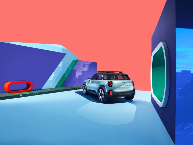 السيارة الاختبارية الجديدة mini concept aceman - التصميم الخارجي - الخطوط المحيطية