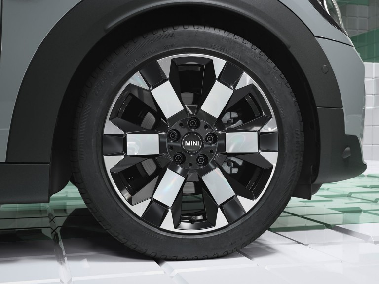 MINI Countryman Untamed الإصدار الجامح - باقة ALL4 Exterior Optic - شعار MINI