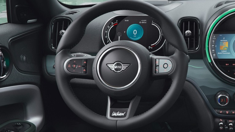 الإصدار الجامح MINI Countryman Untamed الهجين Plug-In Hybrid - عجلة القيادة مكسوة بجلد النابا