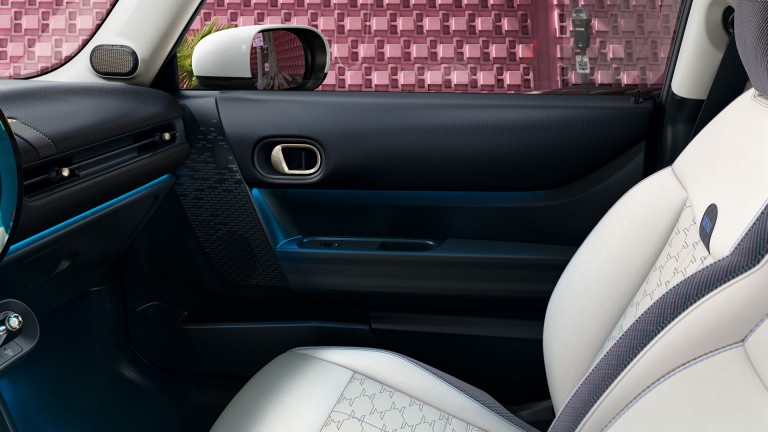 السيارة MINI Cooper الثلاثية الأبواب - التشكيلة - التصميم الداخلي