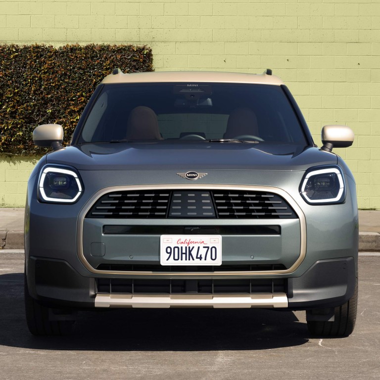 السيارة الكهربائية بالكامل MINI Countryman - التشكيلة – تجربة القيادة
