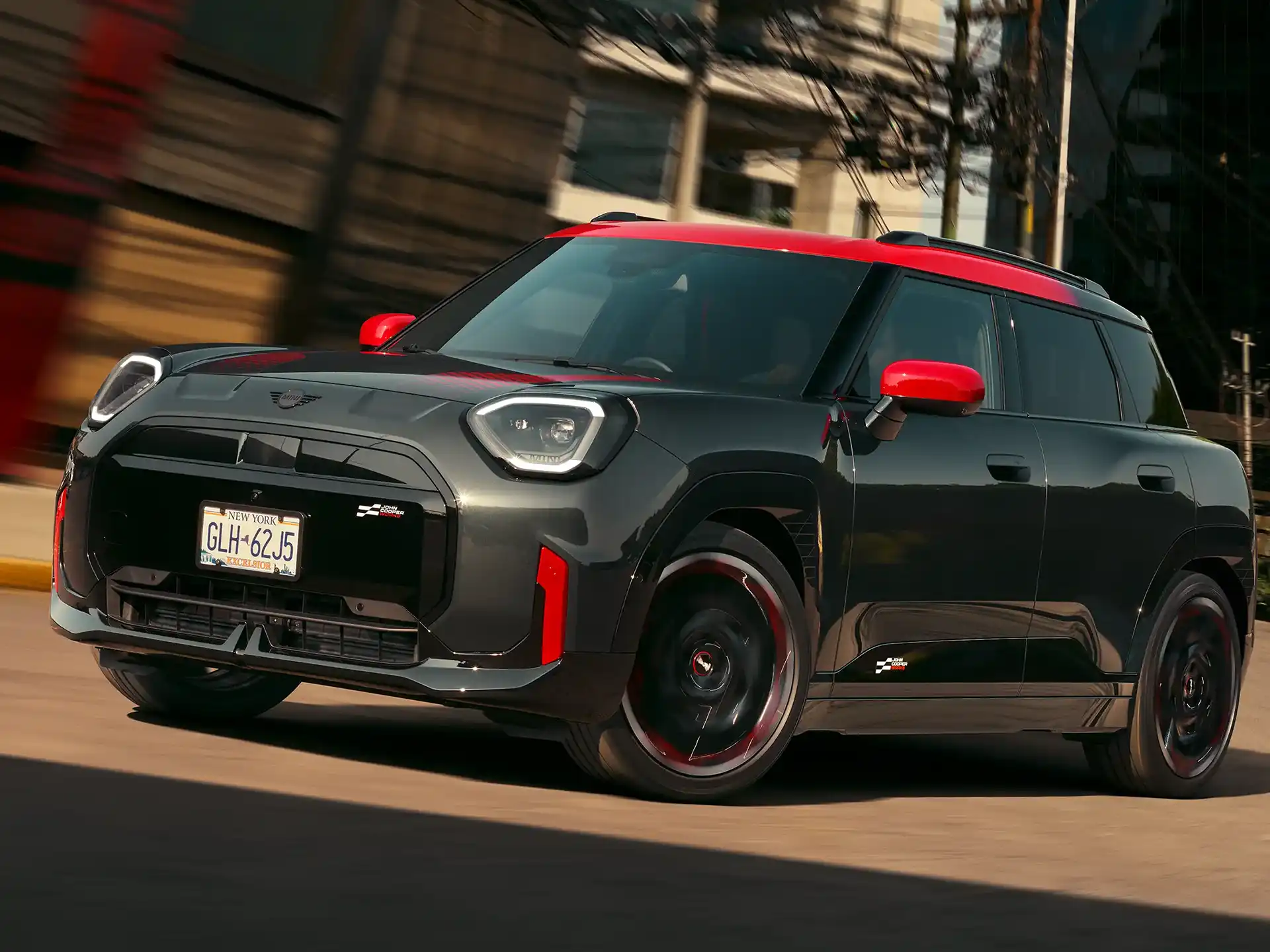 سيارة MINI JCW - Aceman - الإعلان التشويقي