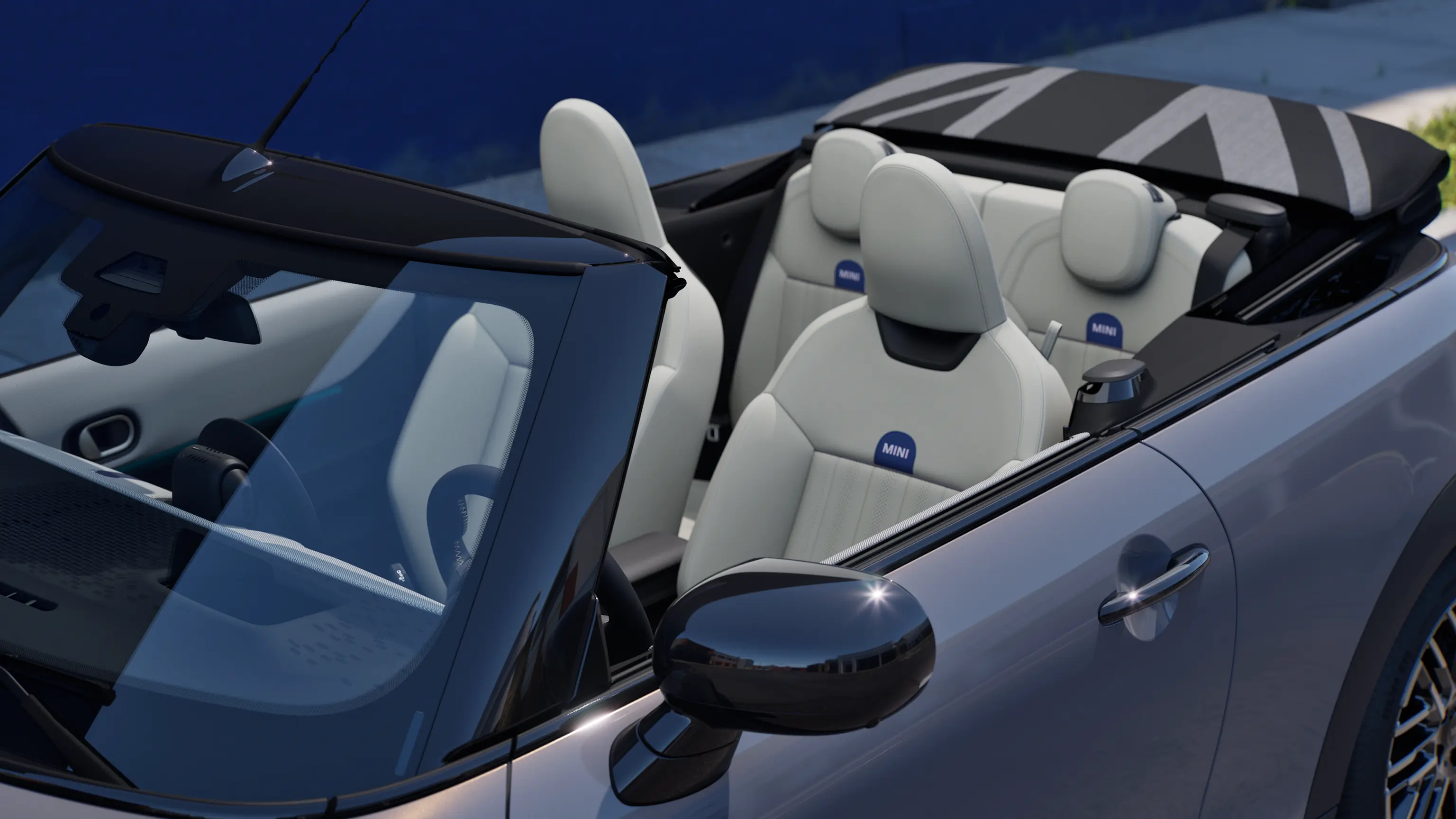 السيارة MINI Cooper Convertible – تجربة القيادة - الحماية من الانقلاب