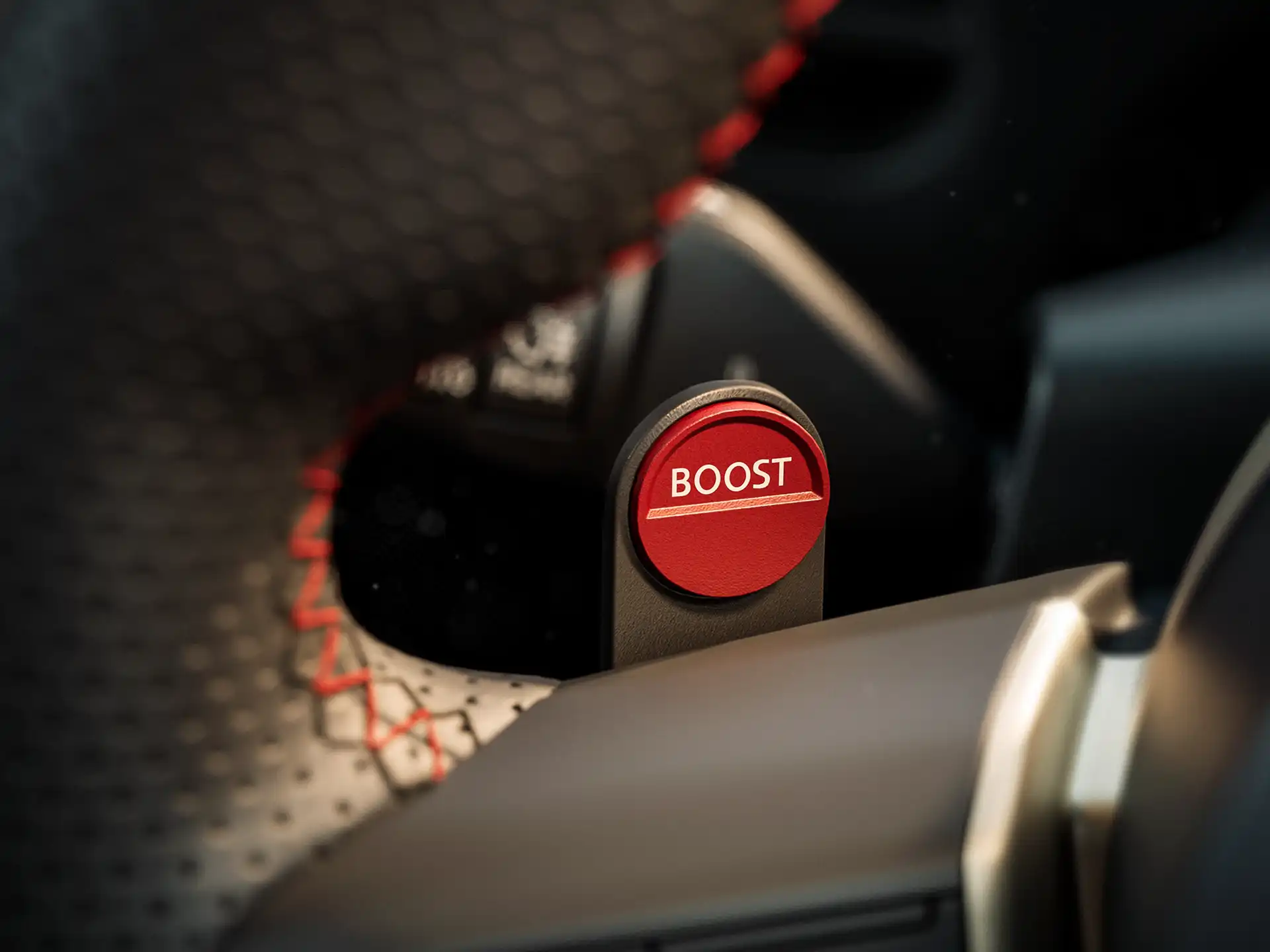 منظر خلفي للسيارة MINI John Cooper Works طراز - J05 JCW