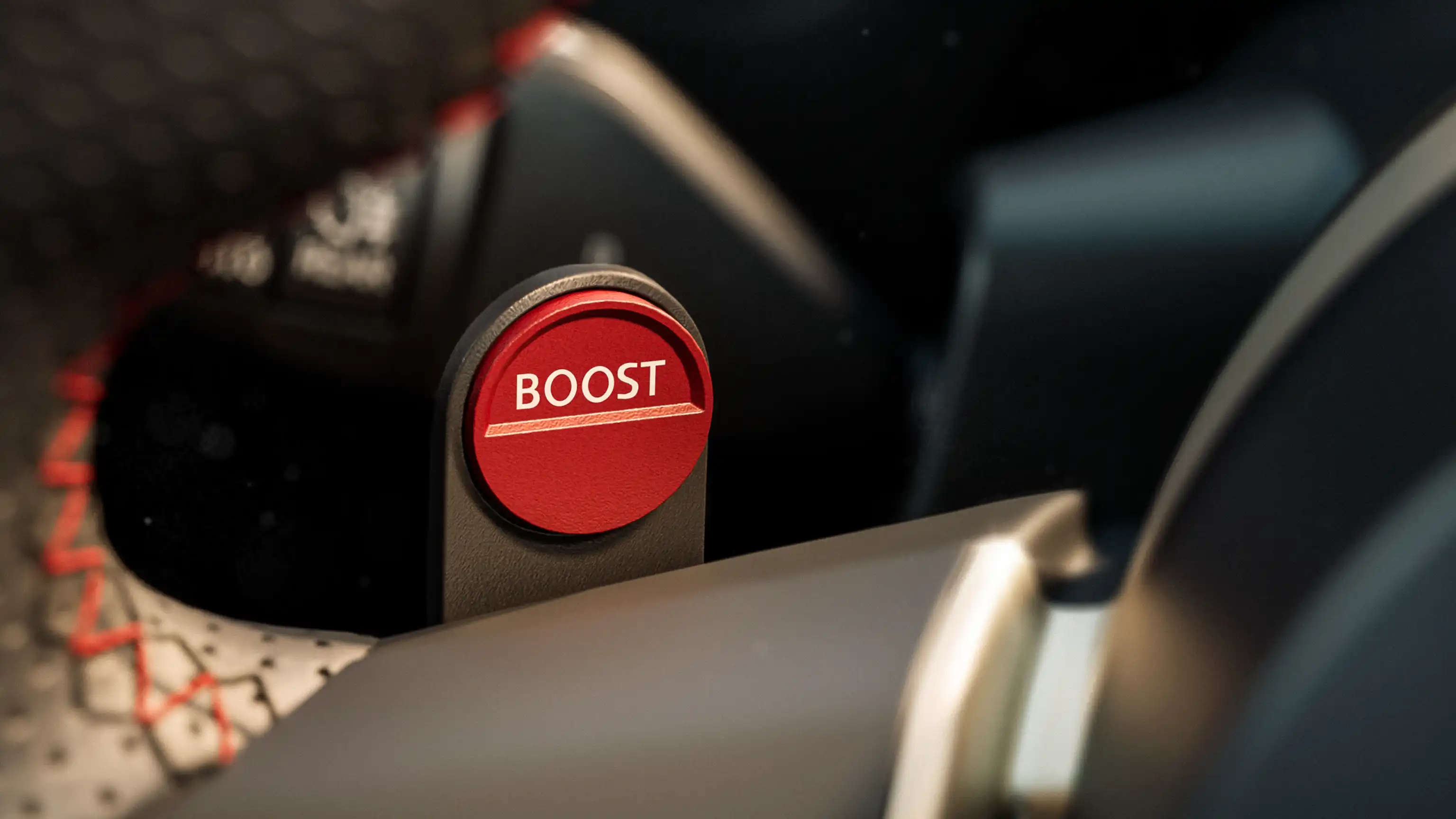 منظر خلفي للسيارة MINI John Cooper Works طراز - J05 JCW