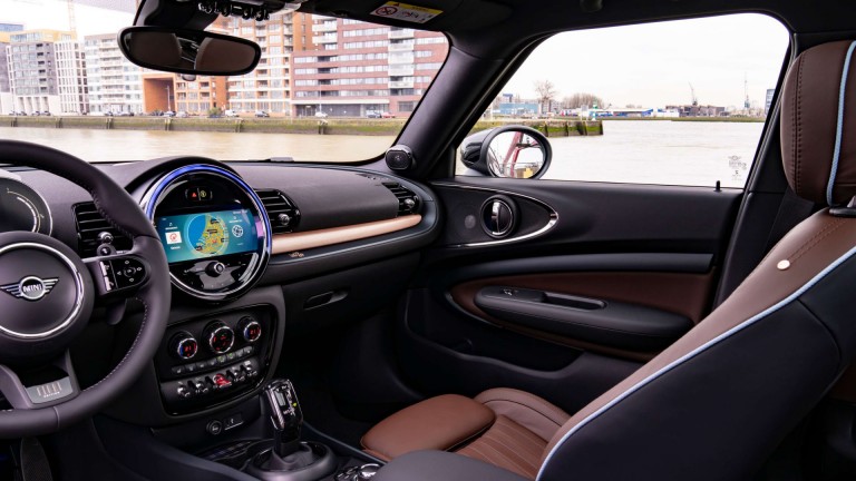 MINI Clubman Final Edition - mosaic gallery - interior