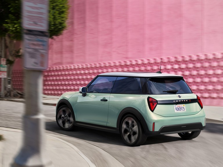 MINI Cooper 3 door - driving experience - aerodynamic efficiency